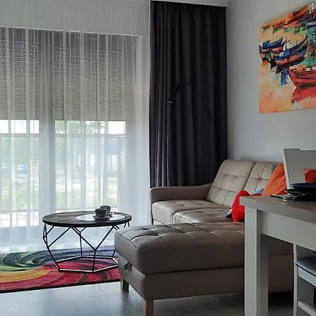 شقة Gardenia Przy Plazy 19 *